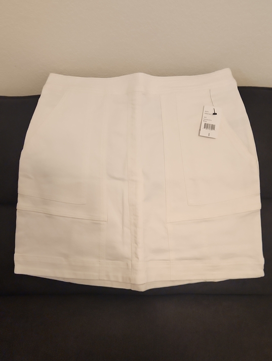 CAbi Dresses & Skirts - CAbi White Mini Skirt with Patch Pocket Details